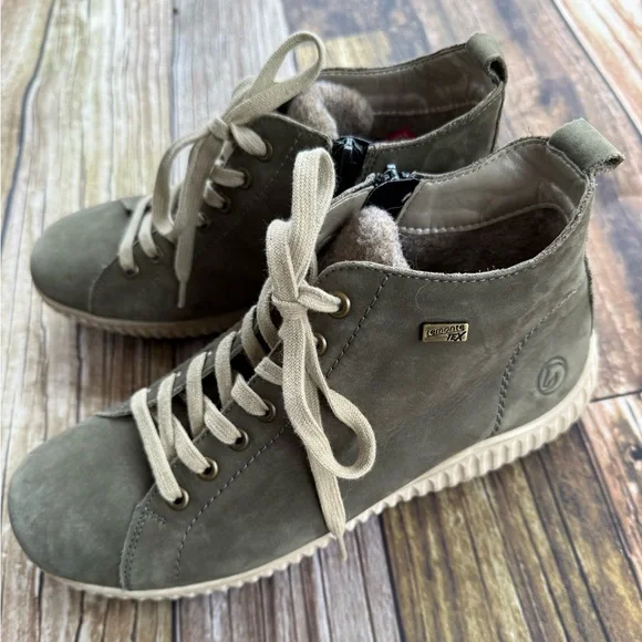 Remonte by Rieker Green Leather Dorndof Liv Side Zip Booties Women's Size 40 - Picture 1 of 6